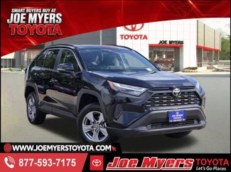 Used 2025 Toyota RAV4 XLE FWD video 1