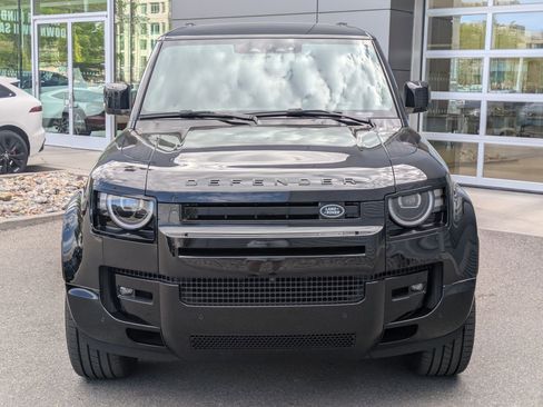 New 2026 Land Rover Defender 110 X-Dynamic SE AWD/4WD image 2