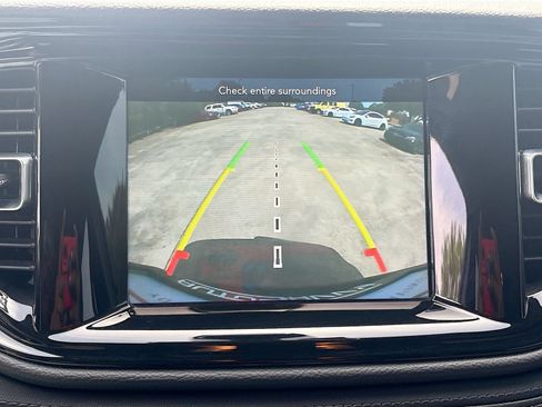 Used 2023 Dodge Durango SXT RWD image 13