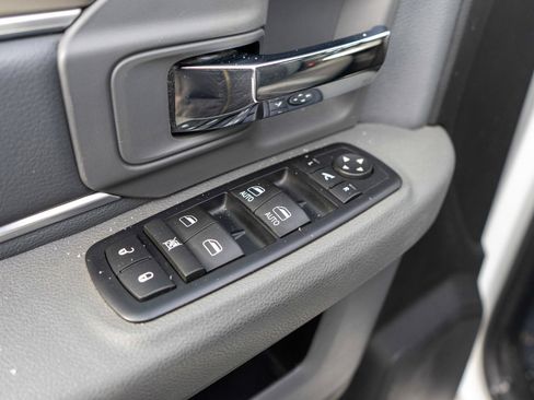 Used 2016 RAM 1500 Big Horn image 14