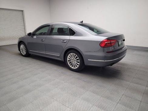 Used 2016 Volkswagen Passat 1.8T SE image 3