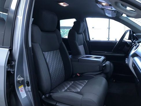 Certified 2019 Toyota Tundra SR5 AWD/4WD image 17