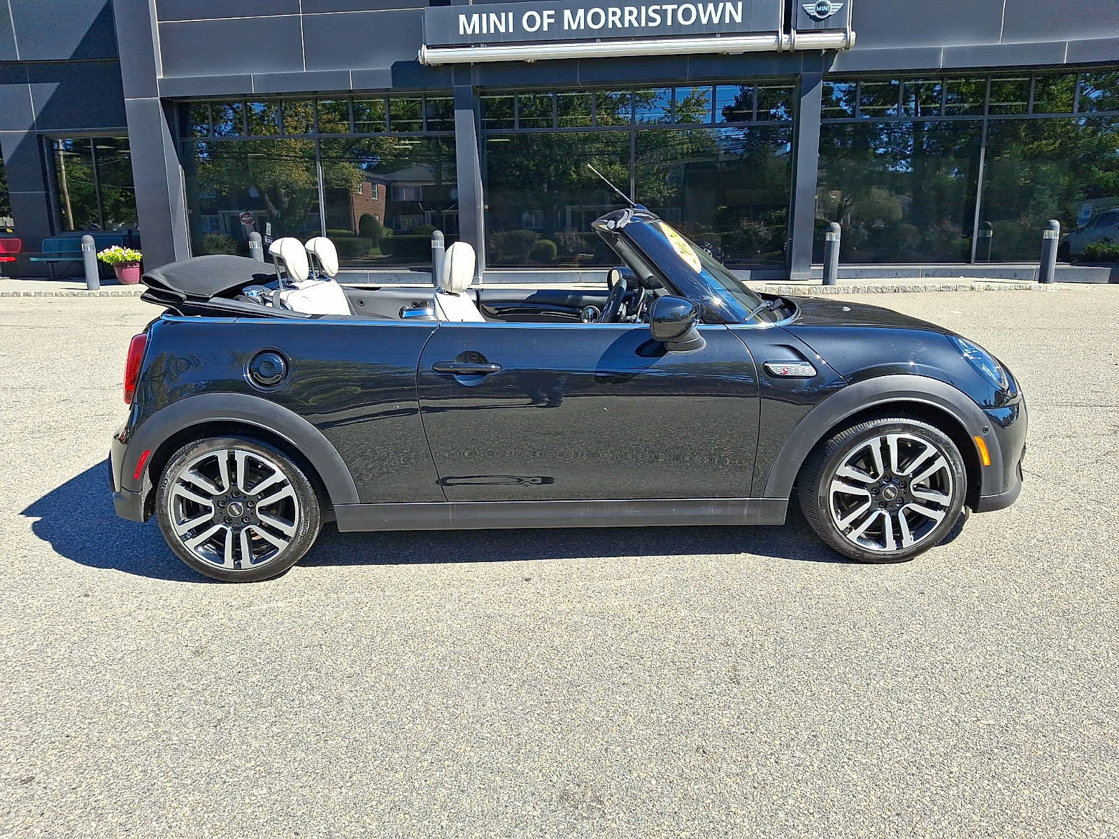 Used 2024 MINI Cooper S FWD image 7
