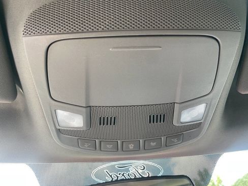 Used 2018 Ford F150 XLT image 21