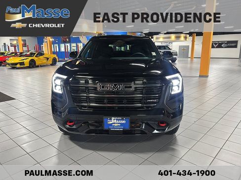 Used 2026 GMC Terrain AT4 w/ Convenience Package III AWD/4WD image 2