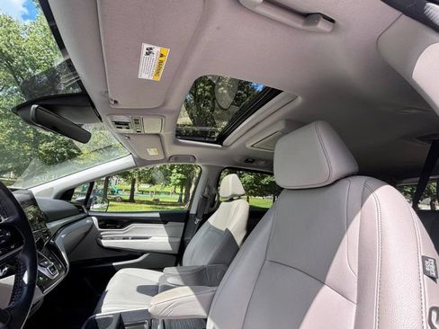 Used 2022 Honda Odyssey Touring image 22