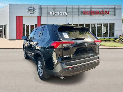 Used 2025 Toyota RAV4 LE FWD image 5