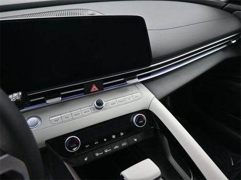 New 2026 Hyundai Elantra Limited image 20