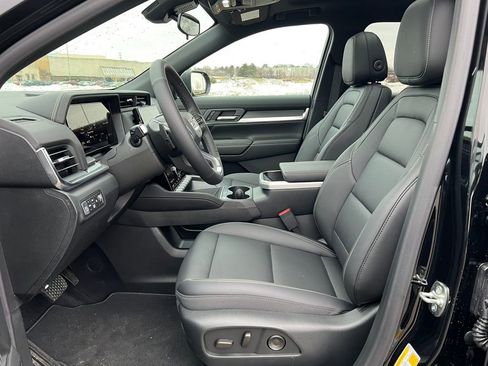 New 2026 GMC Terrain Elevation w/ Elevation Premium Package image 3