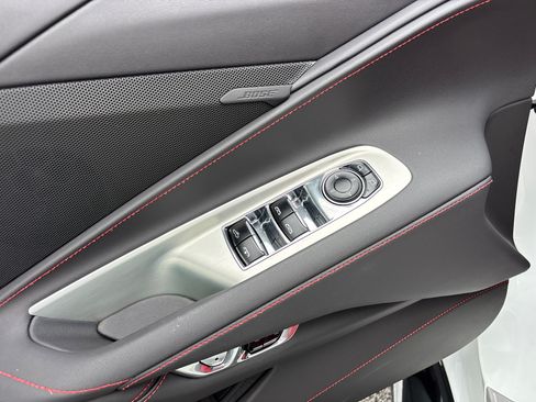 Used 2025 Chevrolet Corvette Z06 RWD image 14