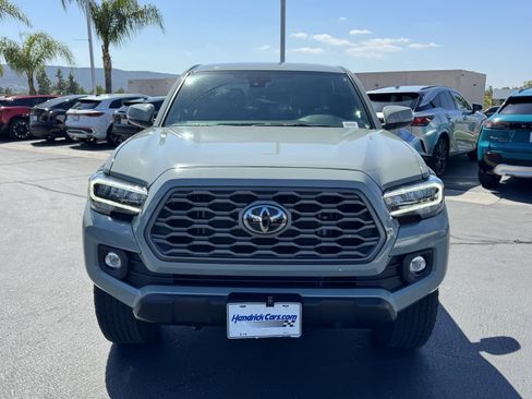 Used 2023 Toyota Tacoma TRD Off-Road w/ Technology Package RWD image 3