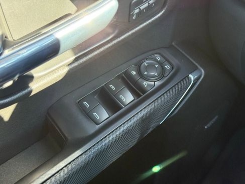 Used 2020 GMC Sierra 1500 SLT w/ SLT Premium Plus Package image 18