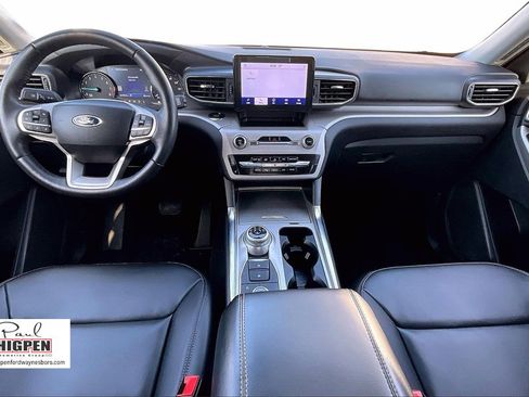 Certified 2023 Ford Explorer XLT w/ Equipment Group 202A image 15