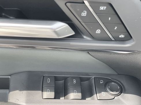 New 2026 GMC Terrain AT4 w/ Convenience Package III image 31