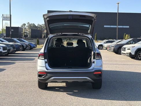 New 2026 Volkswagen Taos S image 14