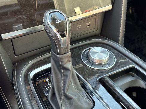 Used 2024 INFINITI QX80 Luxe image 25