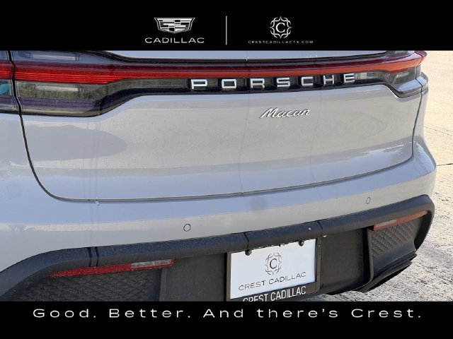 Used 2023 Porsche Macan AWD/4WD image 6