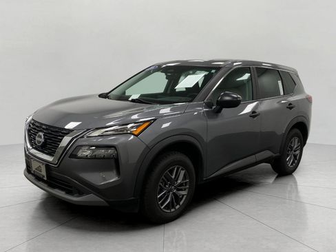 Used 2023 Nissan Rogue S AWD/4WD image 9
