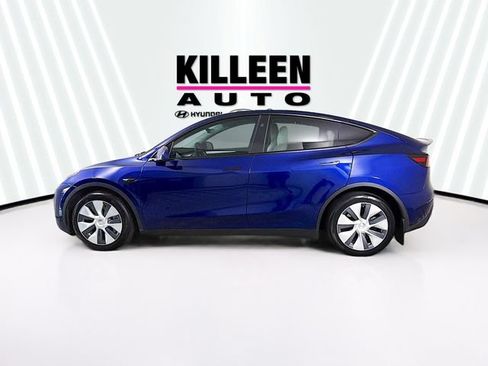 Used 2024 Tesla Model Y Long Range AWD/4WD image 4
