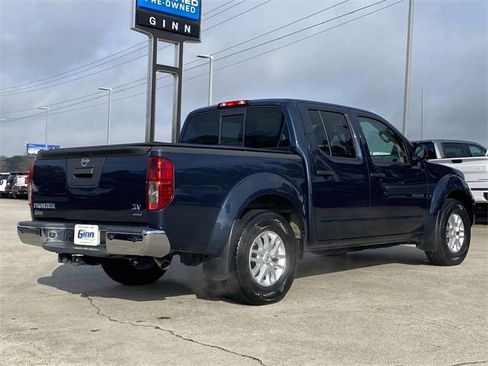 Used 2019 Nissan Frontier SV w/ Value Truck Package image 5