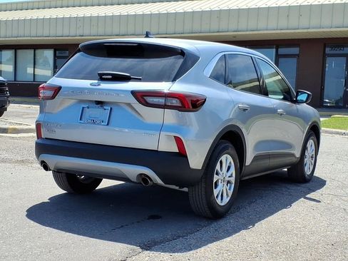 Used 2023 Ford Escape Active AWD/4WD image 5