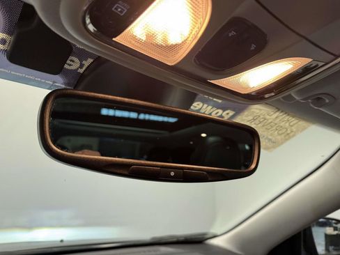 Used 2022 Jeep Cherokee Limited image 25