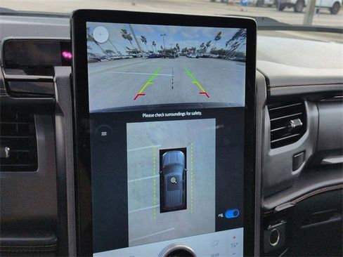 Certified 2023 Ford Expedition Max Platinum image 22