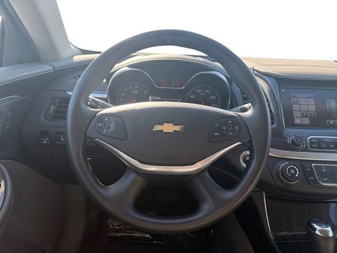 Certified 2018 Chevrolet Impala LS FWD image 13