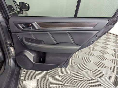 Used 2018 Subaru Legacy 2.5i Limited image 32