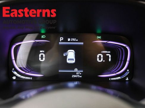 Used 2025 Kia Soul LX w/ LX Technology Package image 16