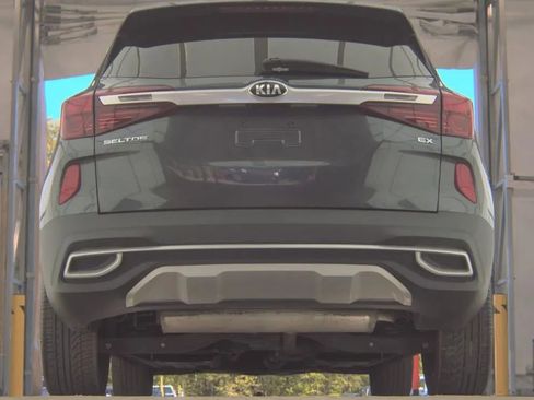 Used 2021 Kia Seltos EX AWD/4WD image 7