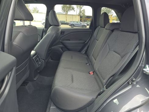 Used 2025 Subaru Forester Premium AWD/4WD image 12