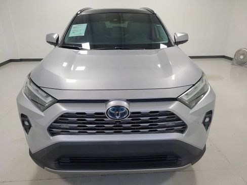 Certified 2022 Toyota RAV4 Limited AWD/4WD image 2