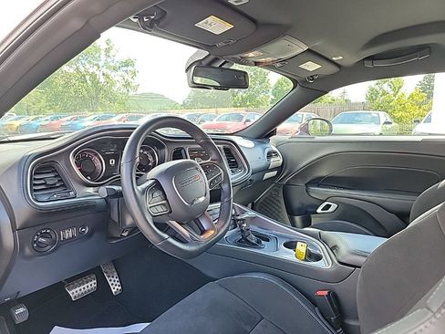 Used 2022 Dodge Challenger R/T Scat Pack image 9