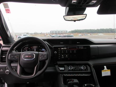 New 2026 GMC Sierra 1500 AT4 w/ AT4 Premium Package image 17