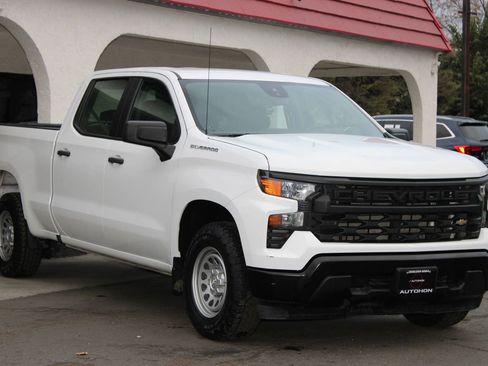Used 2023 Chevrolet Silverado 1500 W/T w/ Trailering Package image 2