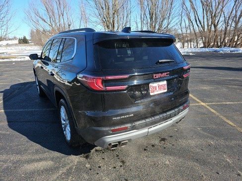 Used 2024 GMC Acadia Elevation image 3