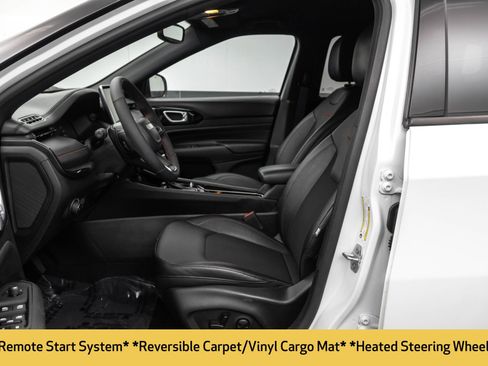 Used 2023 Jeep Compass Trailhawk w/ Trailhawk Convenience Group image 7