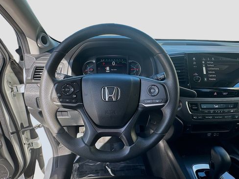Used 2020 Honda Pilot EX image 10