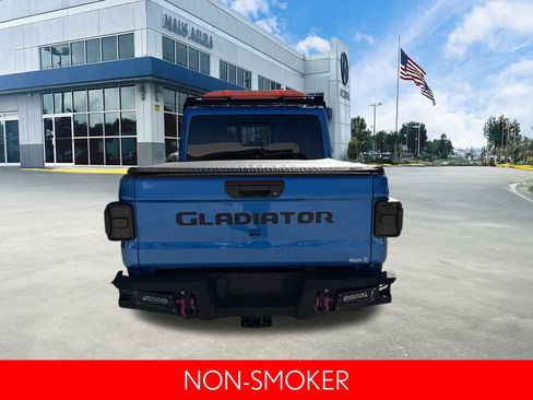 Used 2022 Jeep Gladiator Rubicon w/ Trailer Tow Package image 5