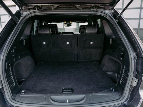 Used 2020 Jeep Grand Cherokee Altitude image 11