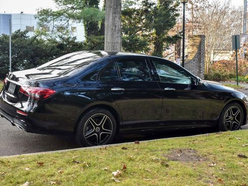 Used 2021 Mercedes-Benz E 350 4MATIC Sedan image 7