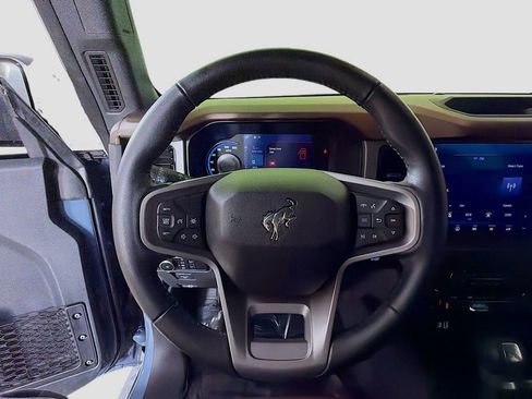 Used 2023 Ford Bronco Outer Banks image 29