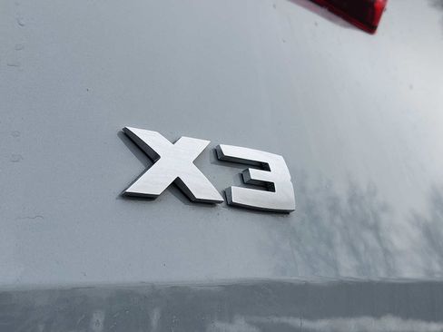 Used 2025 BMW X3 M50 w/ Premium Package image 29