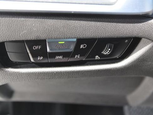 Used 2022 BMW 330e w/ Convenience Package RWD image 14