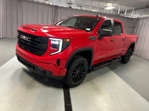 Used 2024 GMC Sierra 1500 Pro w/ Graphite Edition AWD/4WD image 3