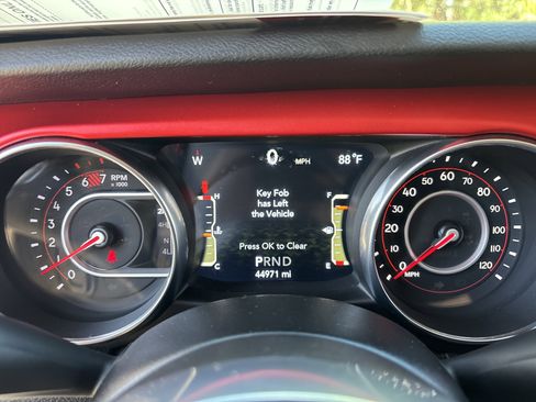 Used 2020 Jeep Wrangler Unlimited Rubicon AWD/4WD image 27