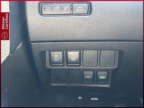 Certified 2022 Nissan Rogue Sport S FWD image 25