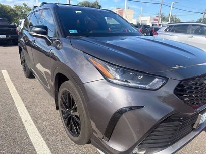Used 2025 Toyota Highlander XSE