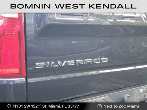 Used 2022 Chevrolet Silverado 1500 RST w/ Convenience Package II image 6